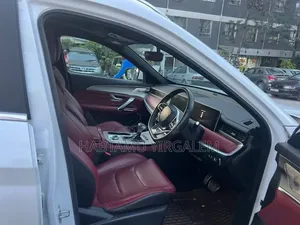 Jetour X70 Plus 2022 White