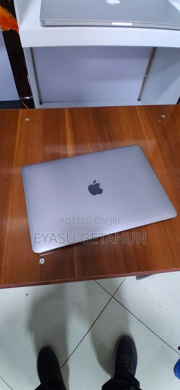 New Laptop Apple MacBook Air 2019 8GB Intel Core i5 SSD 128GB
