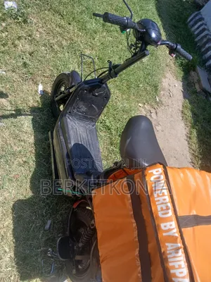 New Piaggio Scooter 2024 Black