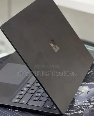 New Laptop Microsoft Surface Laptop 4 16GB Intel Core i7 SSD 512GB
