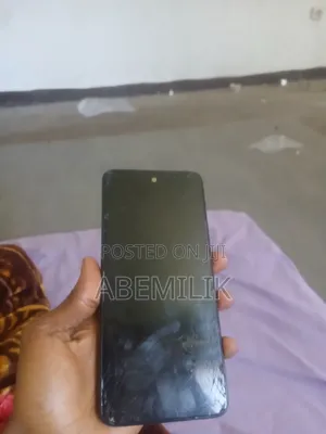 Tecno Spark 20C 128 GB Blue