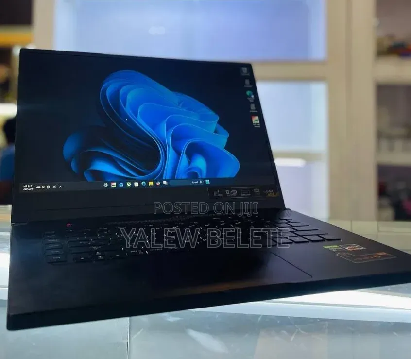 New Laptop Asus ROG Zephyrus G15 16GB AMD Ryzen 7 SSD 512GB