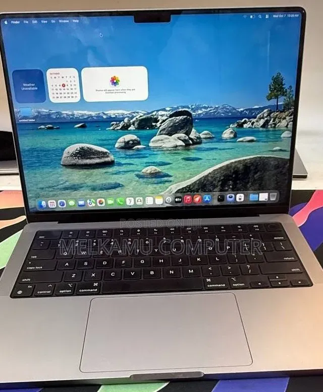 New Laptop Apple MacBook Pro 2023 M3 8GB Apple M3 SSD 512GB