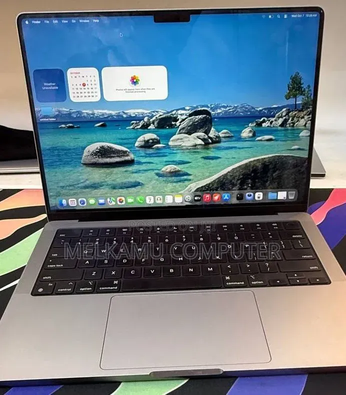 New Laptop Apple MacBook Pro 2023 M3 8GB Apple M3 SSD 512GB