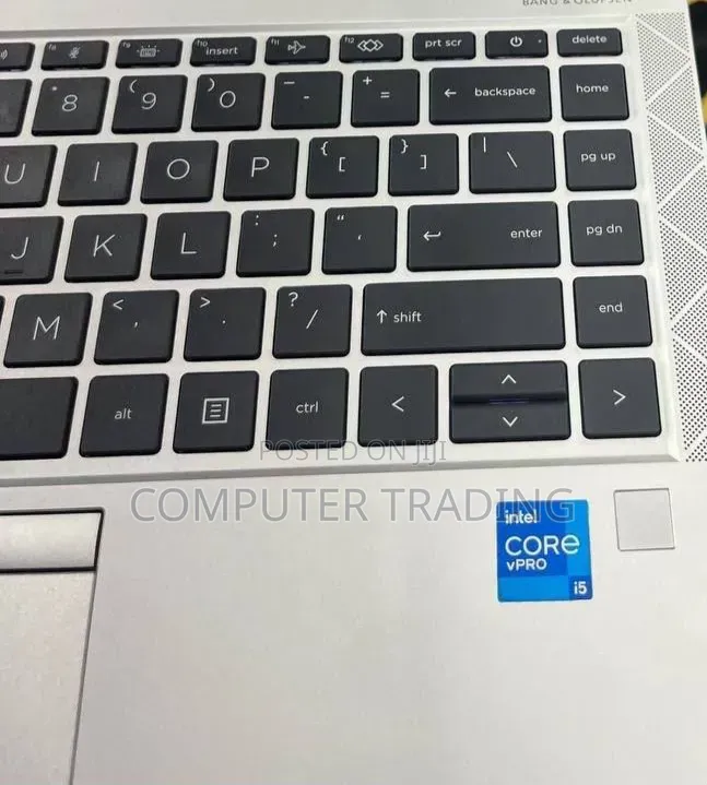 New Laptop HP EliteBook 840 G8 16GB Intel Core i5 SSD 512GB