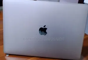 New Laptop Apple MacBook Air 2019 8GB Intel Core i5 SSD 128GB