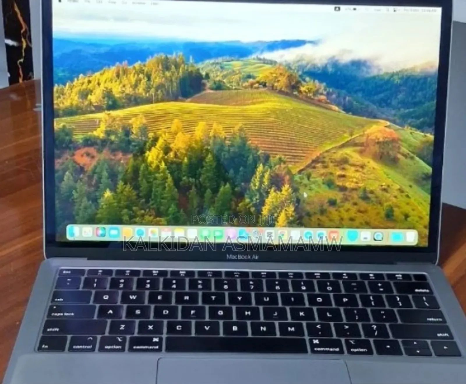 New Laptop Apple MacBook Air 2019 8GB Intel Core i5 SSD 128GB