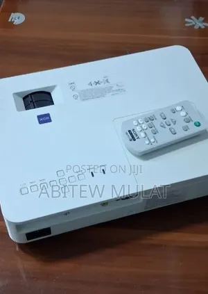 Sony Projector Model Name VPL-Dx220 Hardware Interface VGA, HDMI
