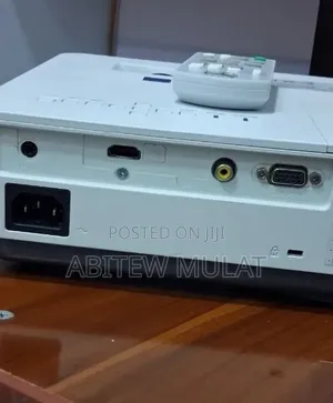 Sony Projector Model Name VPL-Dx220 Hardware Interface VGA, HDMI