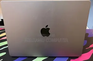 New Laptop Apple MacBook Pro 2023 M3 8GB Apple M3 SSD 512GB