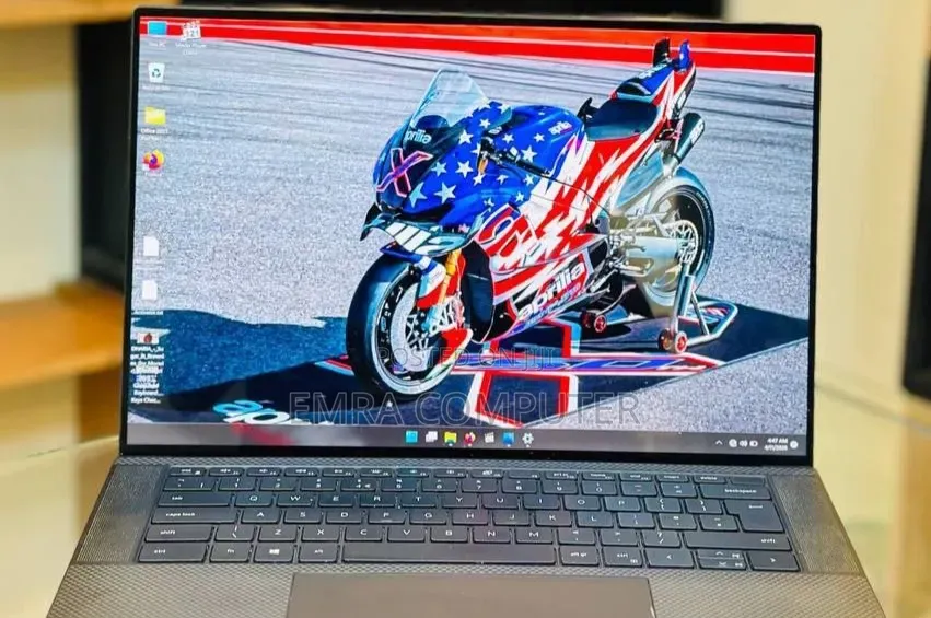 New Laptop Dell Precision 5560 16GB Intel Core i7 SSD 512GB