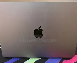 New Laptop Apple MacBook Pro 2023 M3 8GB Apple M3 SSD 512GB