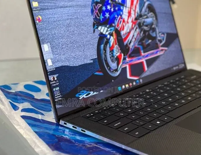 New Laptop Dell Precision 5560 16GB Intel Core i7 SSD 512GB
