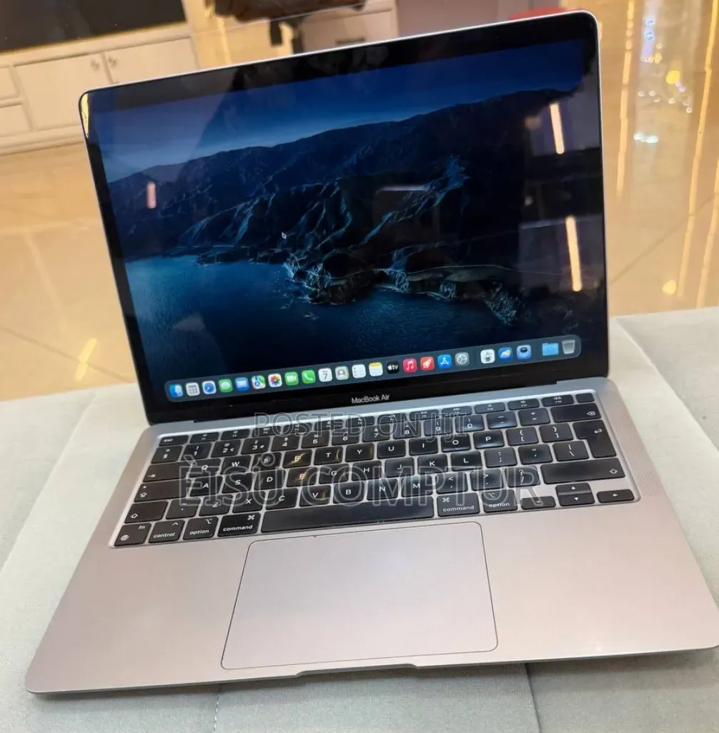 New Laptop Apple MacBook Pro 2021 M1 8GB Apple M1 SSD 256GB