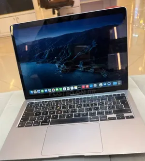 New Laptop Apple MacBook Pro 2021 M1 8GB Apple M1 SSD 256GB
