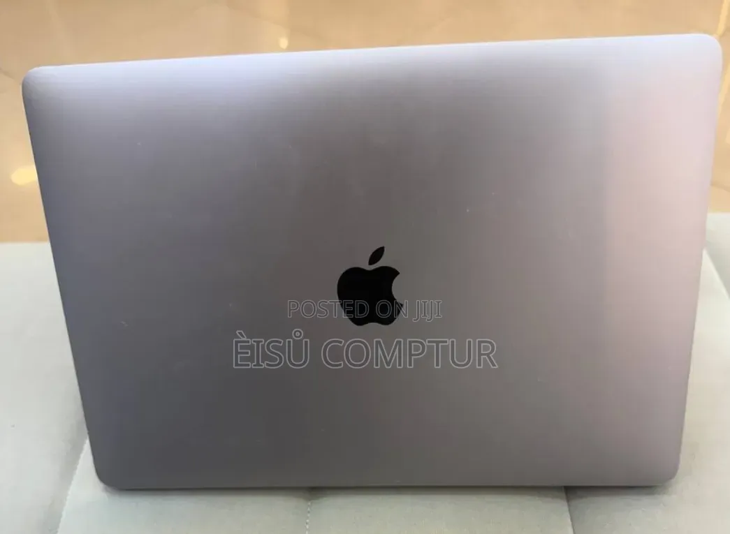 New Laptop Apple MacBook Pro 2021 M1 8GB Apple M1 SSD 256GB