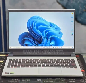New Laptop Dell G15 5525 16GB AMD Ryzen 7 SSD 512GB