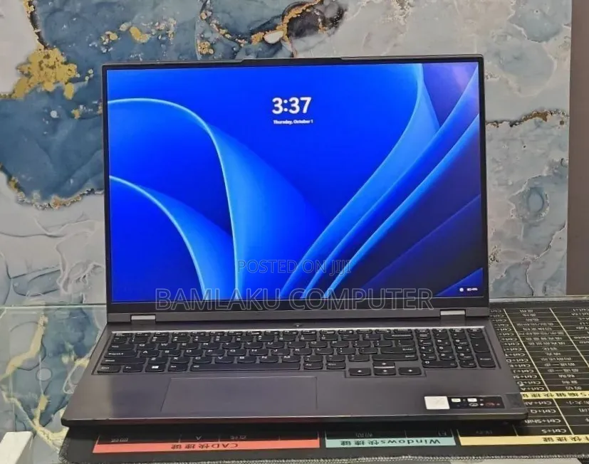New Laptop Lenovo Legion 5 16GB AMD Ryzen 7 SSD 512GB