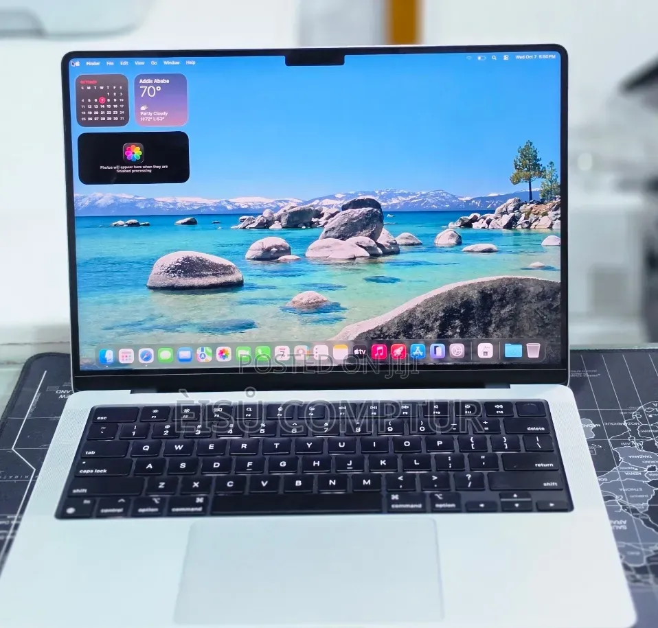 New Laptop Apple MacBook Pro 2024 M4 24GB Apple M4 SSD 512GB