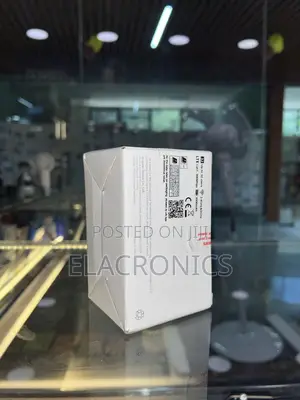 Huawei Cat 7 Wifi Router and Modem