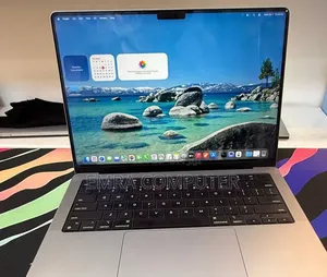 New Laptop Apple MacBook Pro 2023 M3 8GB Apple M3 Pro SSD 512GB