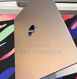 New Laptop Apple MacBook Pro 2023 M3 8GB Apple M3 Pro SSD 512GB