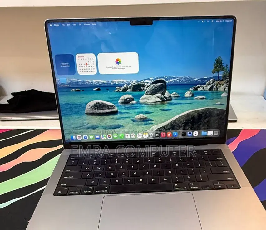 New Laptop Apple MacBook Pro 2023 M3 8GB Apple M3 Pro SSD 512GB