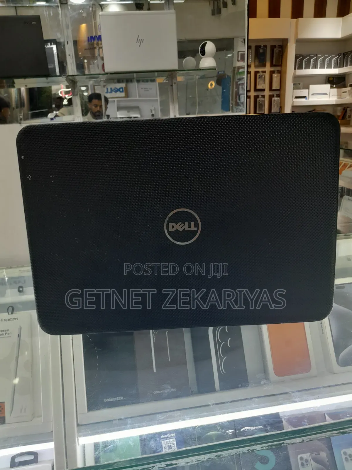 New Laptop Dell Inspiron 15 3537 4GB Intel Core i5 SSD 256GB