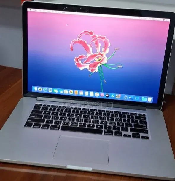 New Laptop Apple MacBook 2014 16GB Intel Core i7 SSD 512GB