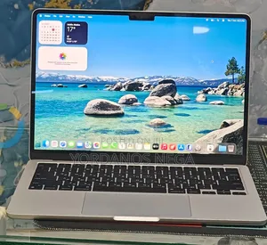 New Laptop Apple MacBook Air 2022 M2 8GB Apple M2 SSD 256GB
