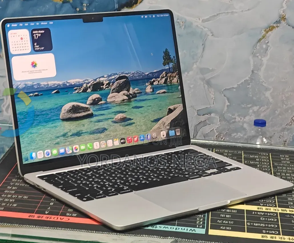 New Laptop Apple MacBook Air 2022 M2 8GB Apple M2 SSD 256GB