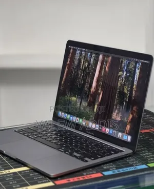 New Laptop Apple MacBook Pro 2020 M1 16GB Apple M1 SSD 512GB