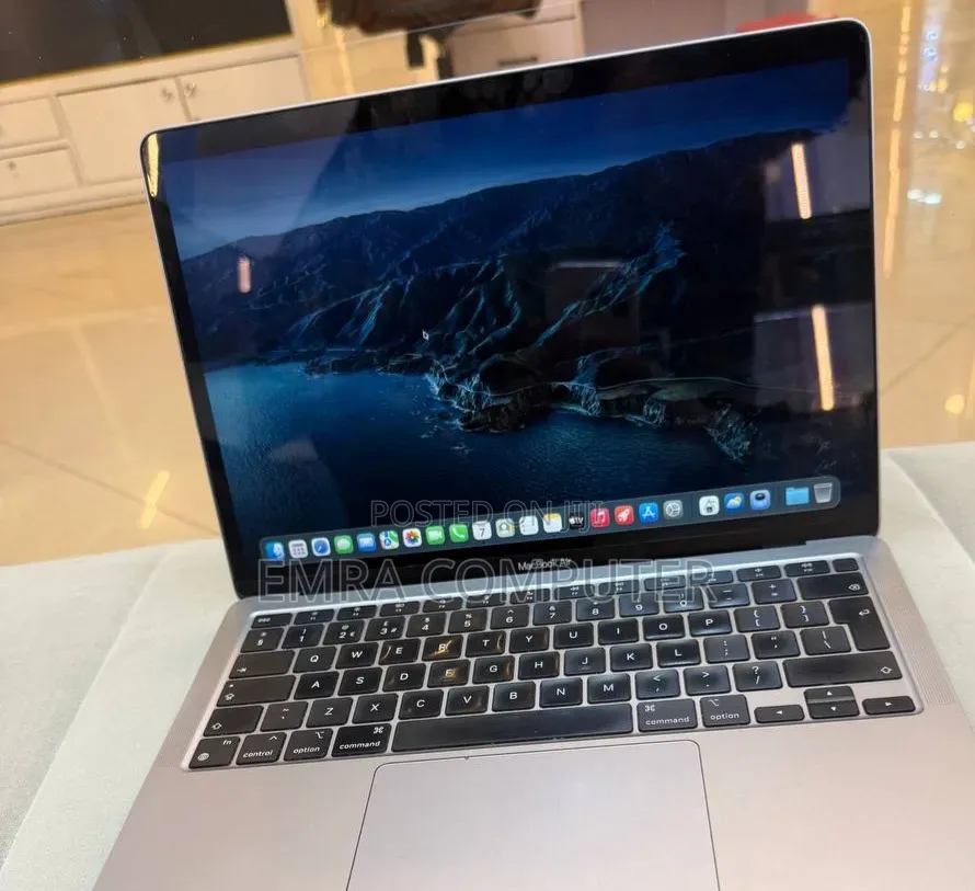 New Laptop Apple MacBook Air 2020 M1 8GB Apple M1 SSD 256GB