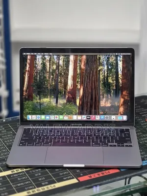 New Laptop Apple MacBook Pro 2020 M1 16GB Apple M1 SSD 512GB