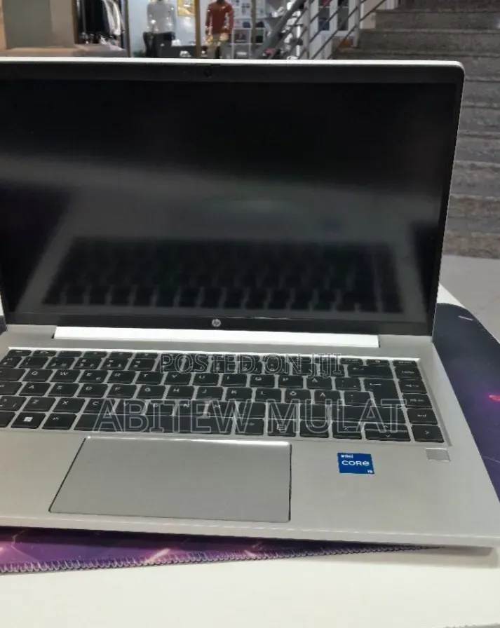 New Laptop HP ProBook 640 G8 16GB Intel Core i5 SSD 512GB