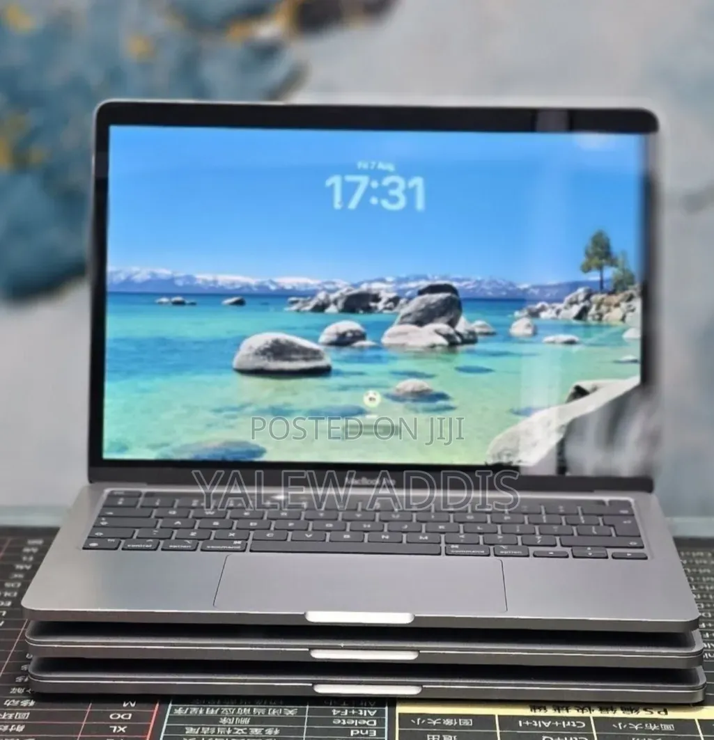 New Laptop Apple MacBook Pro 2020 M1 8GB Apple M1 SSD 512GB