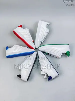 Adidas Lago የሴት ቁጥ ጫዎች
