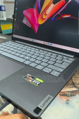 New Laptop Lenovo Yoga 710 16GB AMD Ryzen 7 SSD 512GB