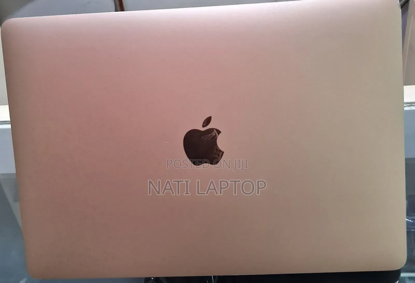 New Laptop Apple MacBook Air 2020 M1 8GB Apple M1 SSD 512GB