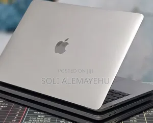 New Laptop Apple MacBook Pro 2020 M1 8GB Apple M1 Pro SSD 512GB
