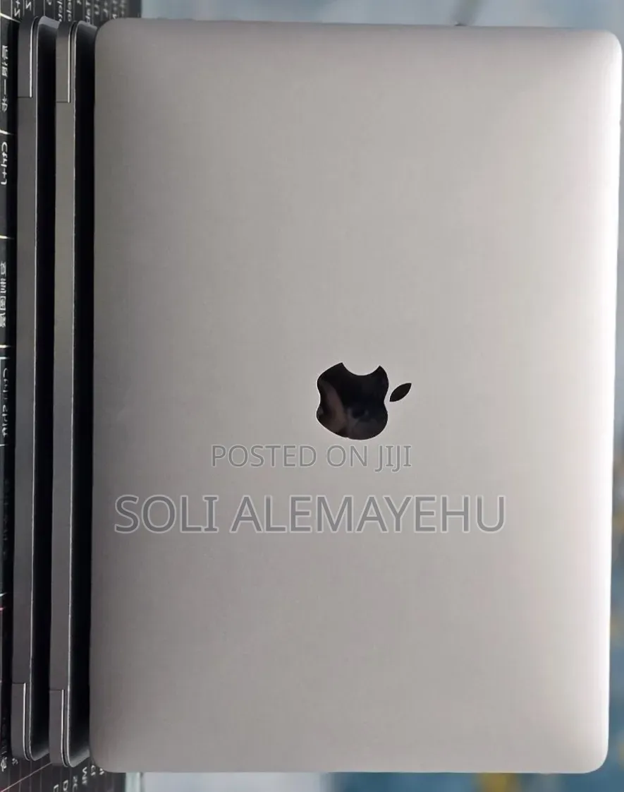 New Laptop Apple MacBook Pro 2020 M1 8GB Apple M1 Pro SSD 512GB