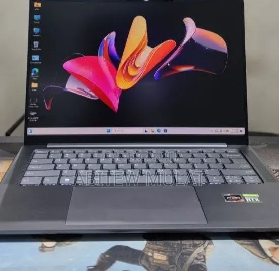 New Laptop Lenovo Yoga 7 15ITL5 16GB AMD Ryzen 7 SSD 512GB