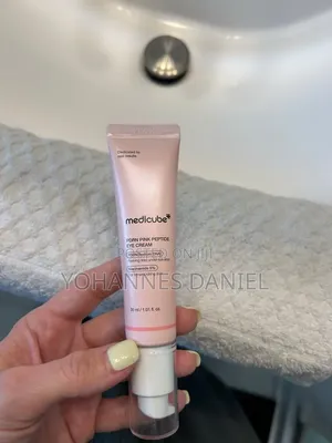 Medicube PDRN Pink Peptide Eye Cream 30ml – Korean Eye Cream