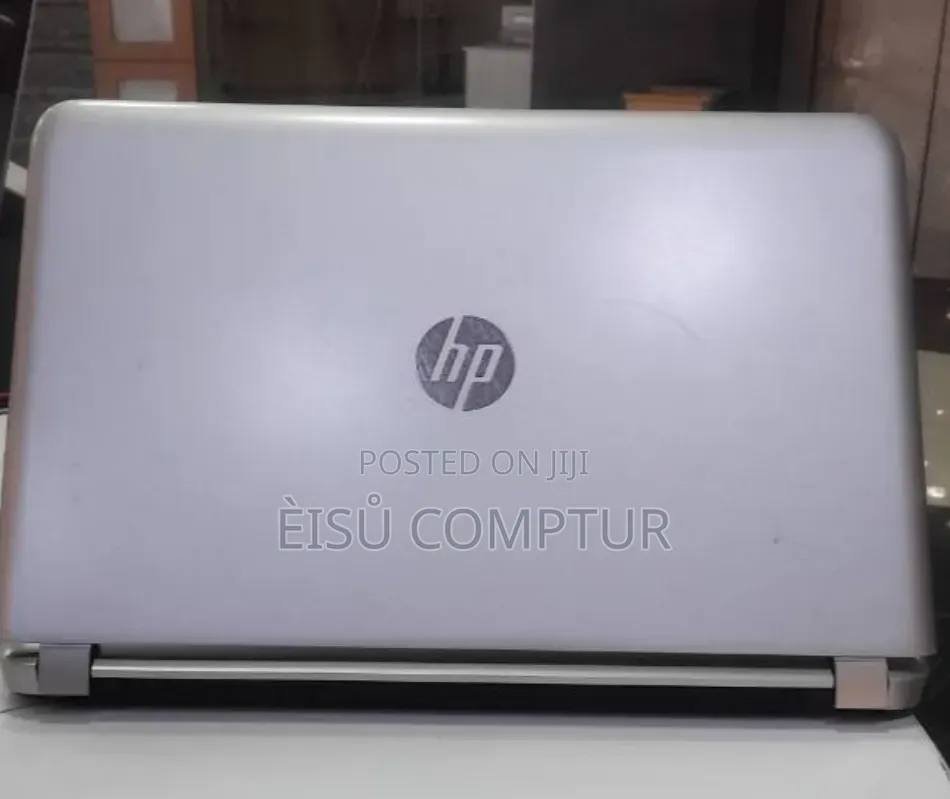 New Laptop HP Pavilion 15 8GB Intel Core i5 SSD 1T