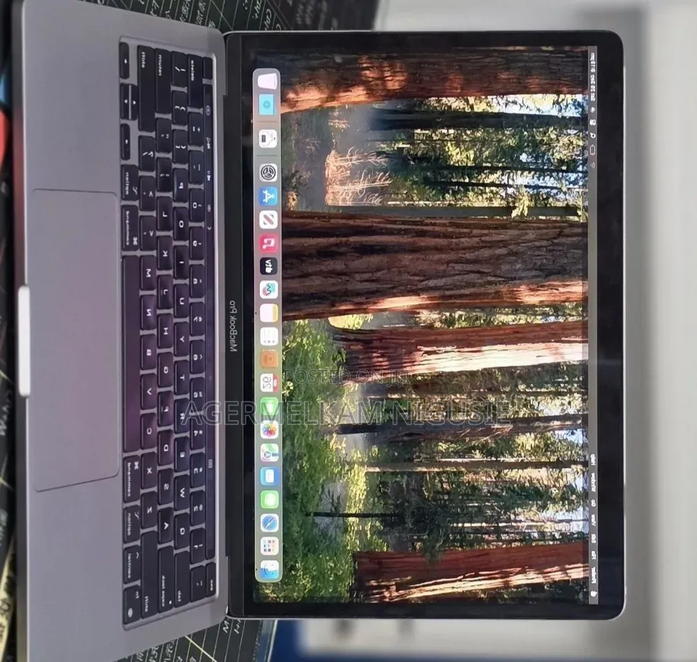 New Laptop Apple MacBook Pro 2020 M1 16GB AMD Ryzen 7 SSD 512GB