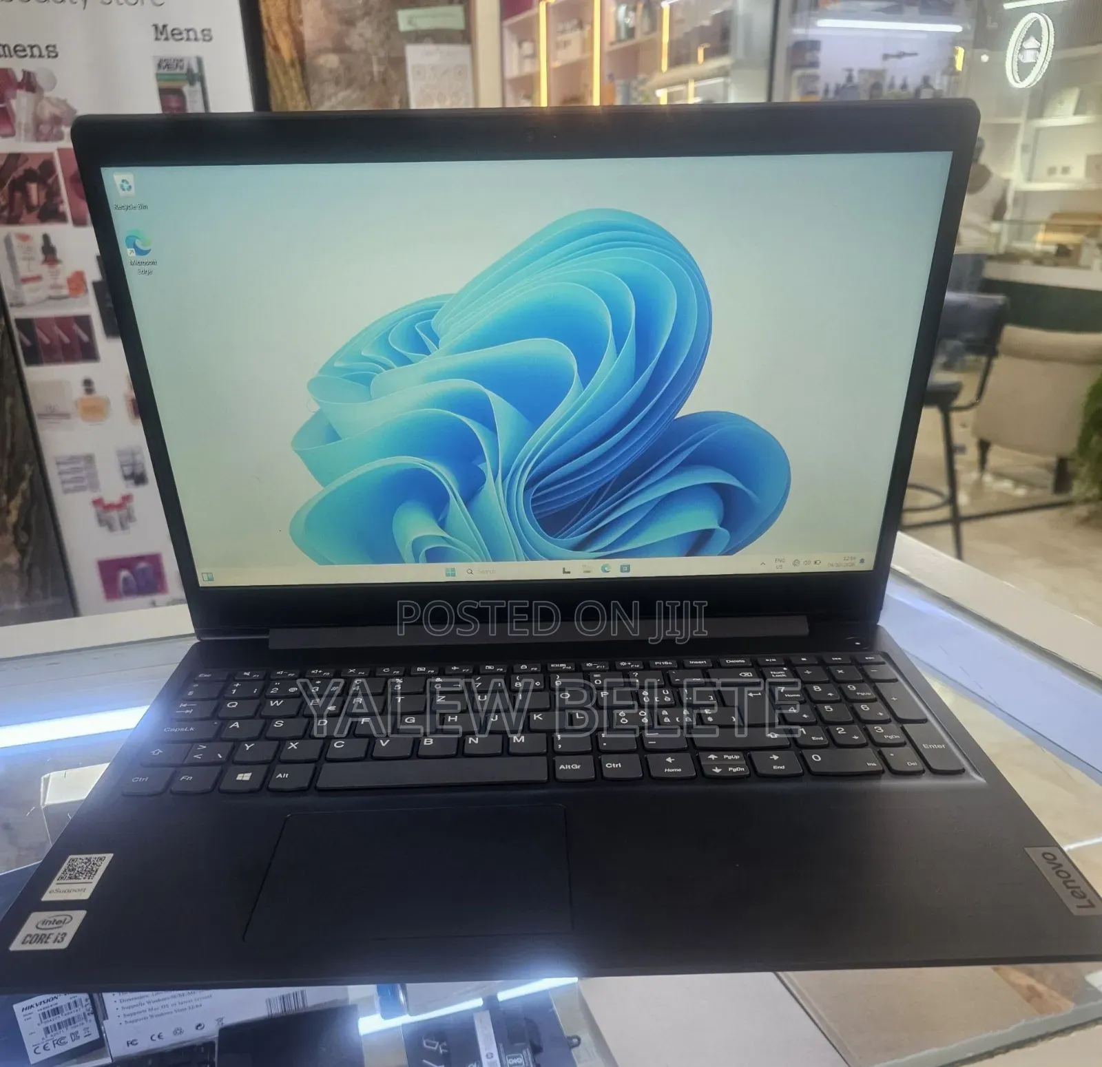 New Laptop Lenovo IdeaPad 1 8GB Intel Core i3 SSD 512GB