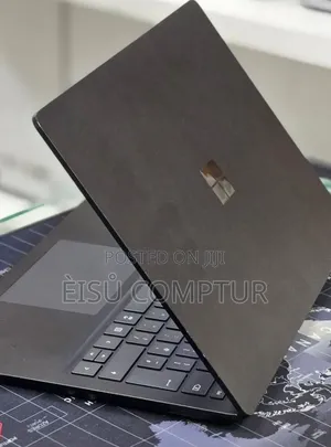 New Laptop Microsoft Surface Laptop 4 16GB Intel Core i7 SSD 512GB