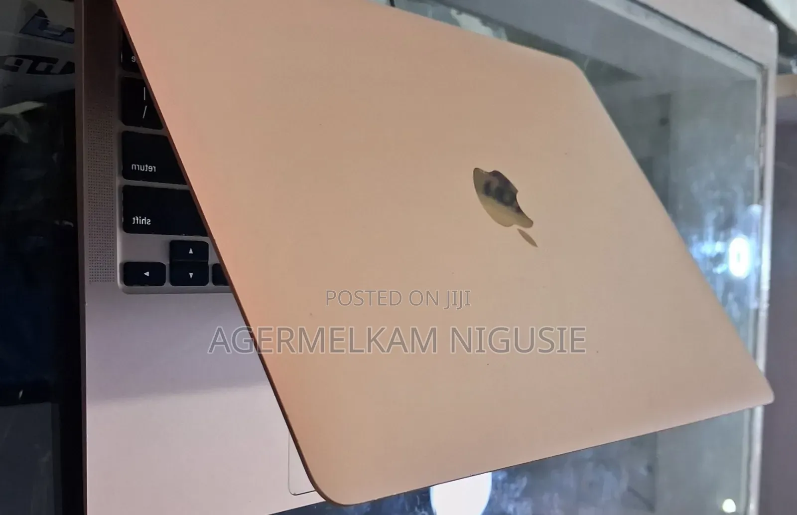 New Laptop Apple MacBook Air 2020 M1 8GB AMD Ryzen 7 SSD 1T