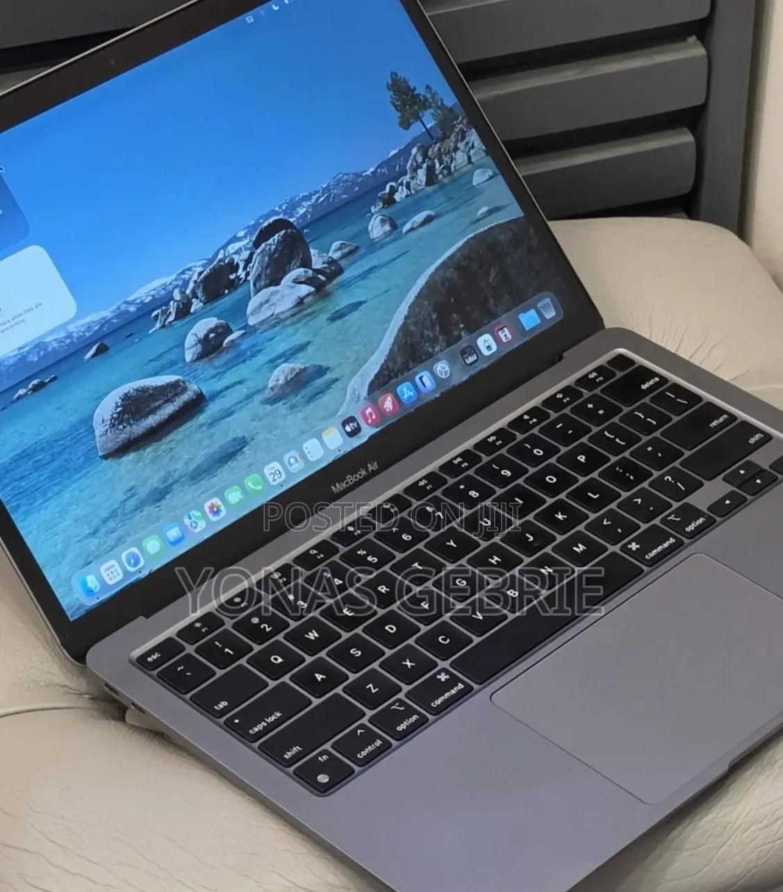 New Laptop Apple MacBook 16GB Apple M1 SSD 512GB