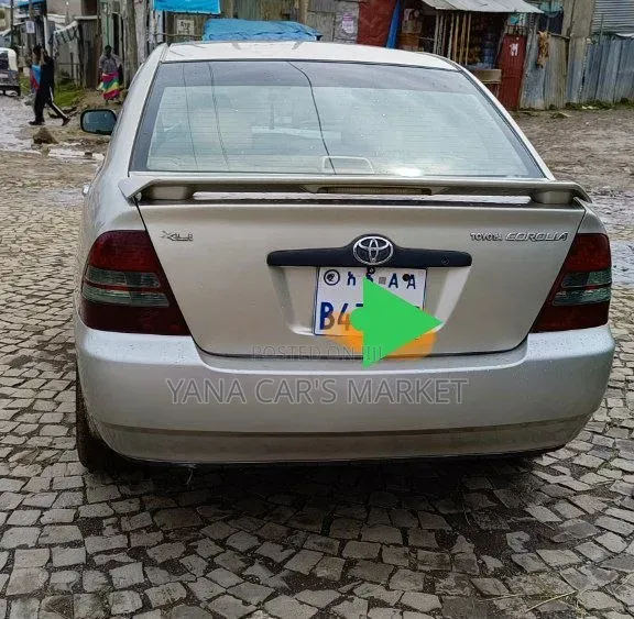 Toyota Corolla 2003 Gold